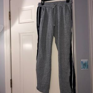gray sweatpants